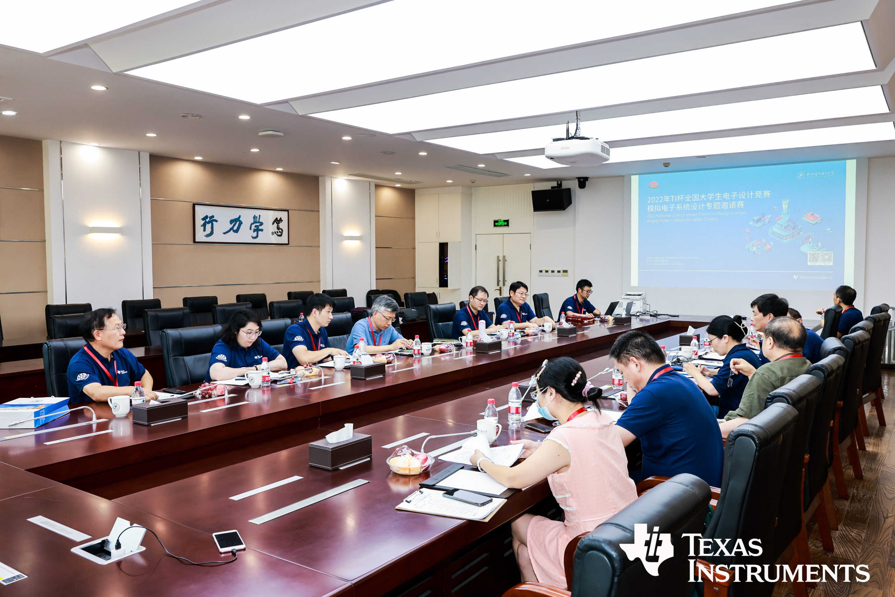 1661765384194431.jpg 1661765384194431.jpg